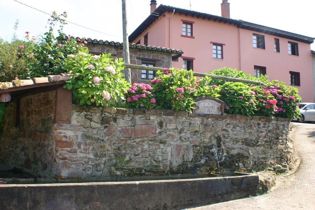 Fonte San Pedrín Cajide Exterior foto