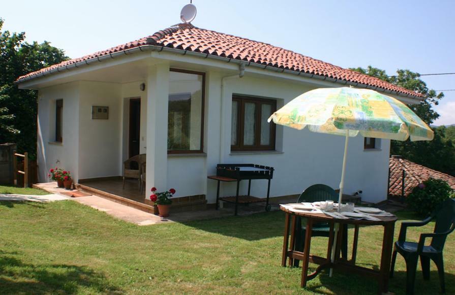 Fonte San Pedrín Cajide Exterior foto